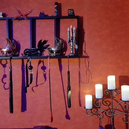 בר Love Room Le Rouge Et Noir מראה חיצוני תמונה