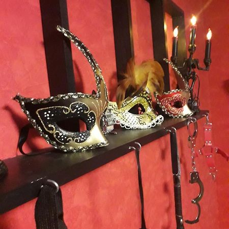 בר Love Room Le Rouge Et Noir מראה חיצוני תמונה