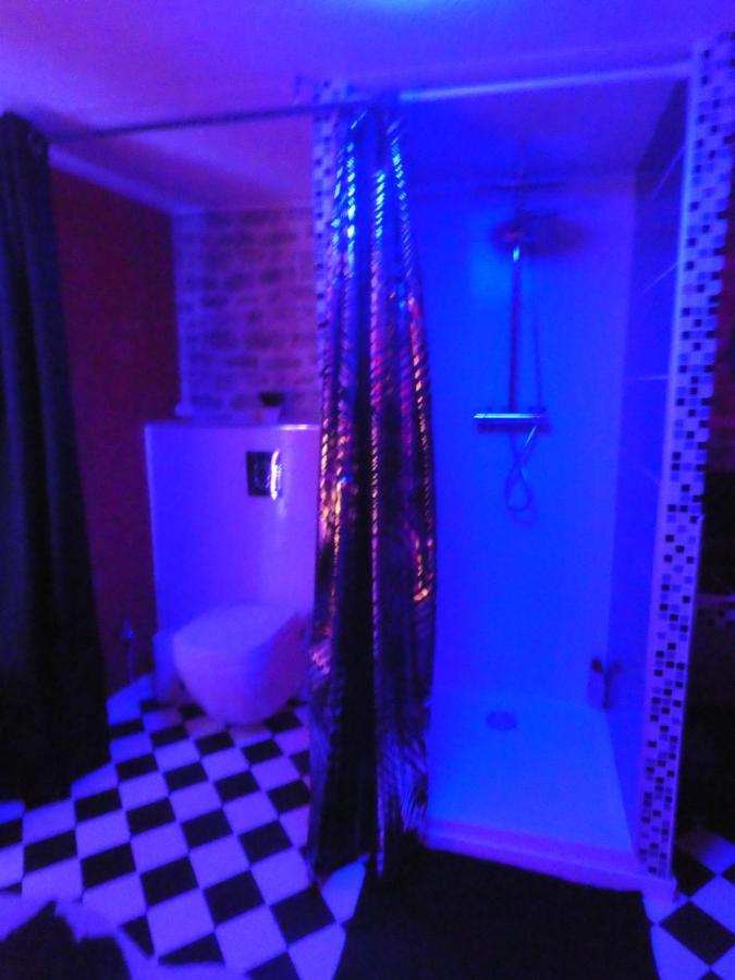 בר Love Room Le Rouge Et Noir מראה חיצוני תמונה