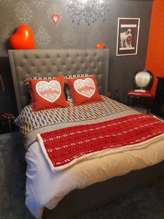 בר Love Room Le Rouge Et Noir מראה חיצוני תמונה