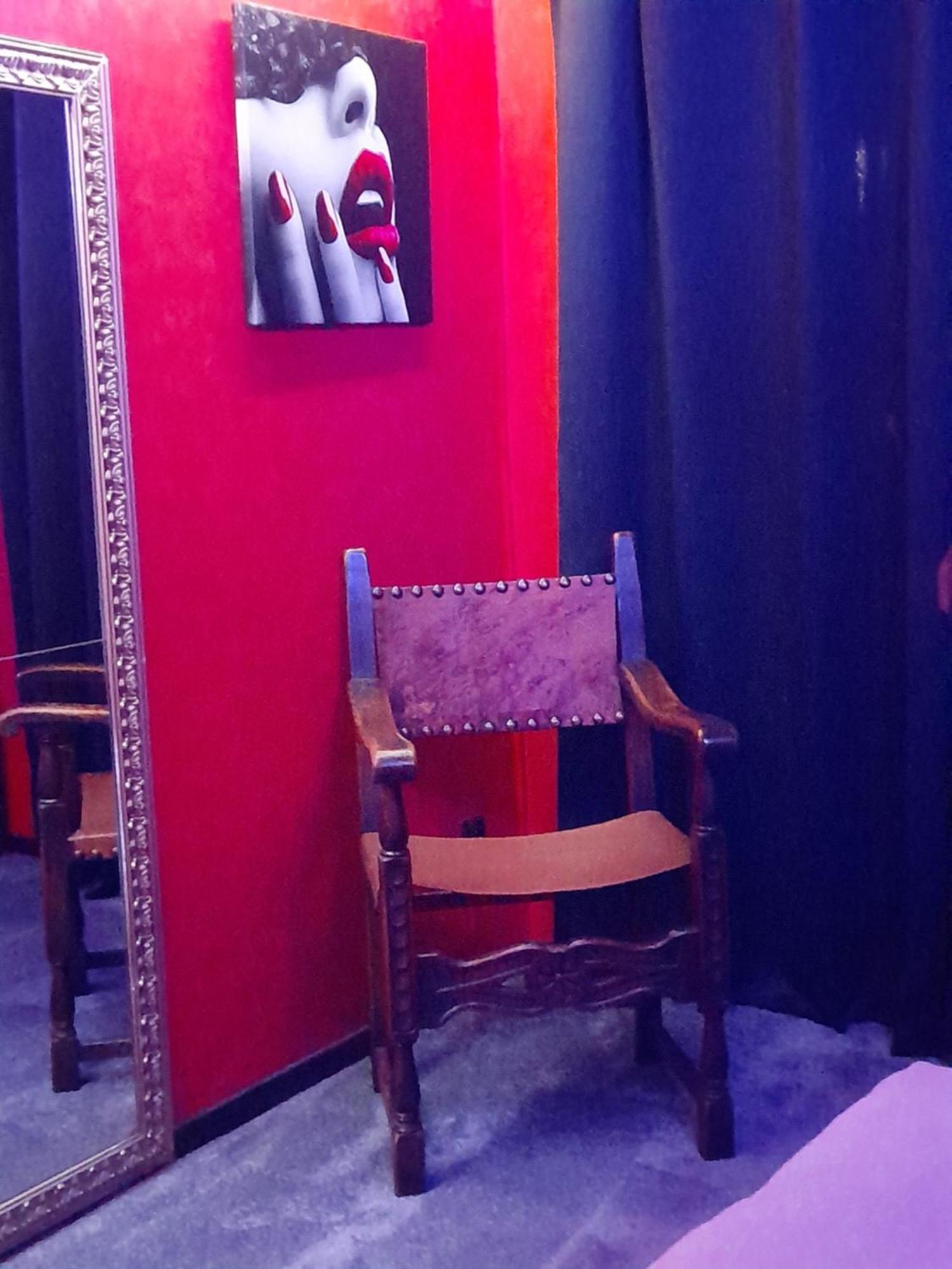 בר Love Room Le Rouge Et Noir מראה חיצוני תמונה