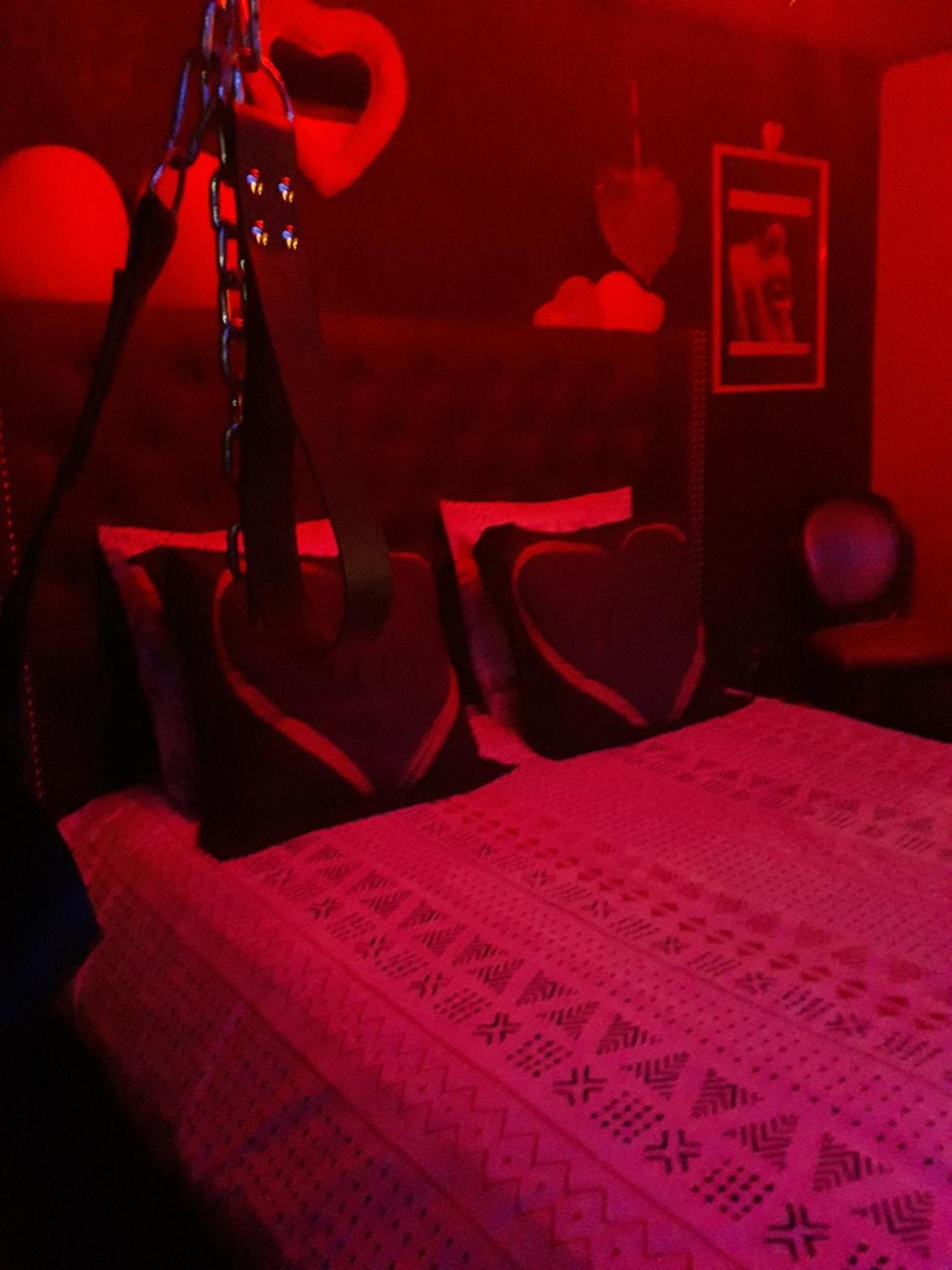 בר Love Room Le Rouge Et Noir מראה חיצוני תמונה