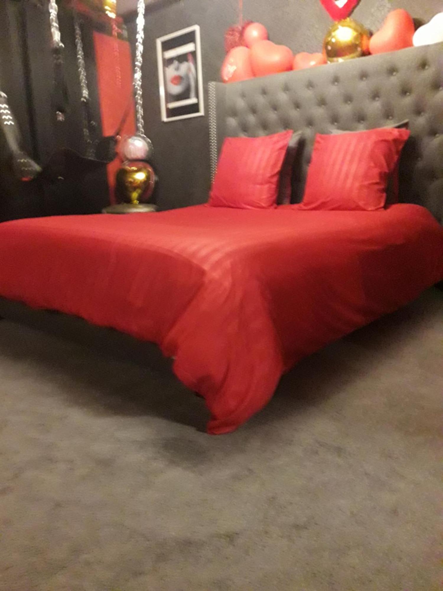 בר Love Room Le Rouge Et Noir מראה חיצוני תמונה