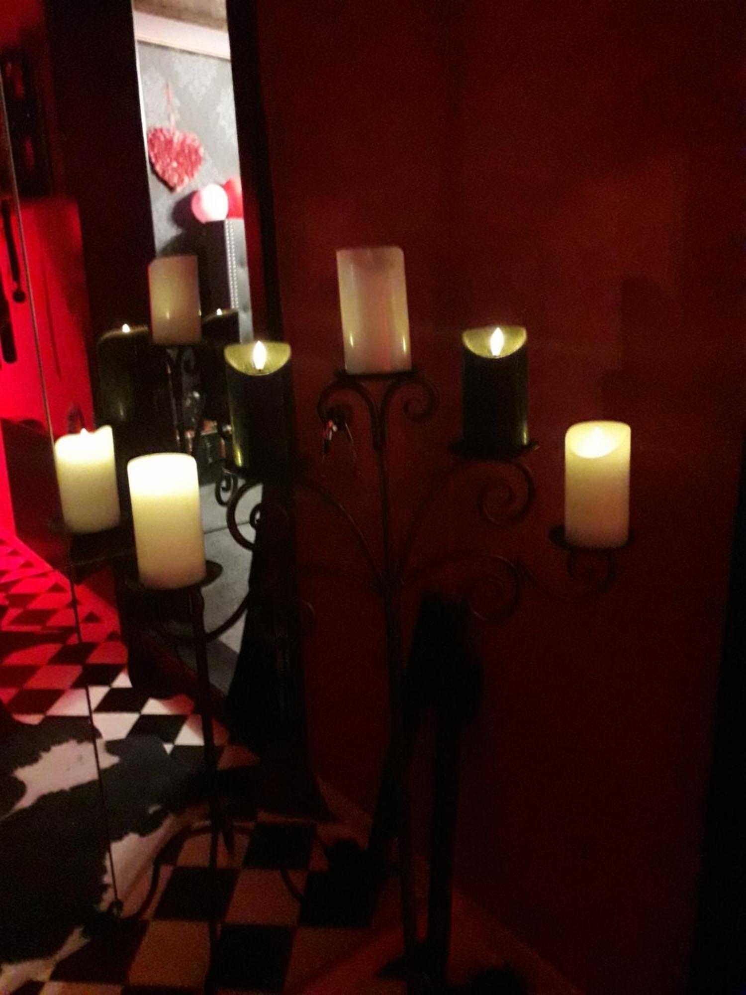 בר Love Room Le Rouge Et Noir מראה חיצוני תמונה